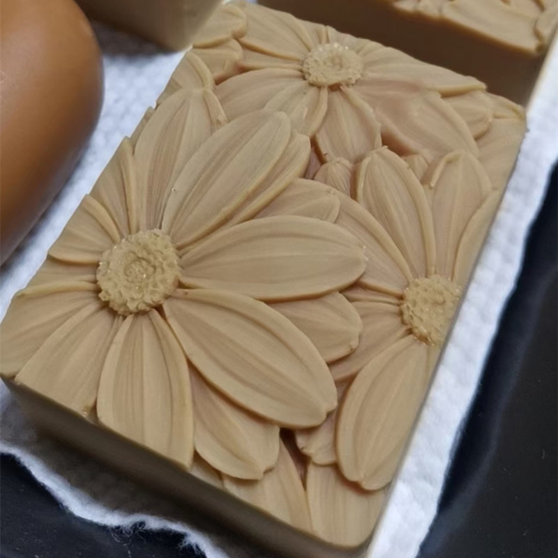 Newest!!!3d Elegant Sunflower  - Soap Making Ideas 评论和价格